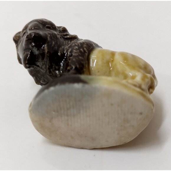 Vintage Wade Whimsies England Bison Buffalo Mini Ceramic Figurine Red Rose - Picture 3 of 3